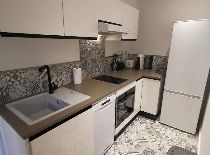 2 Pièces Vieux-nice N Appartement *