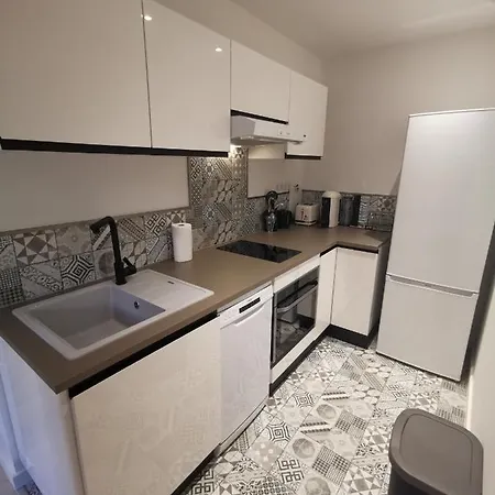 Vieux-nice N Apartamento *